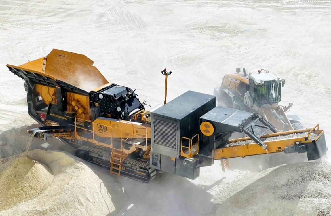 Crawler impact crusher