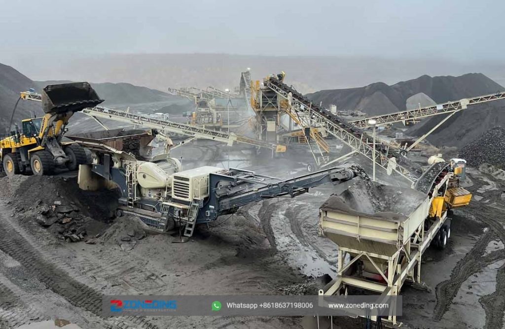 Crawler type jaw crusher